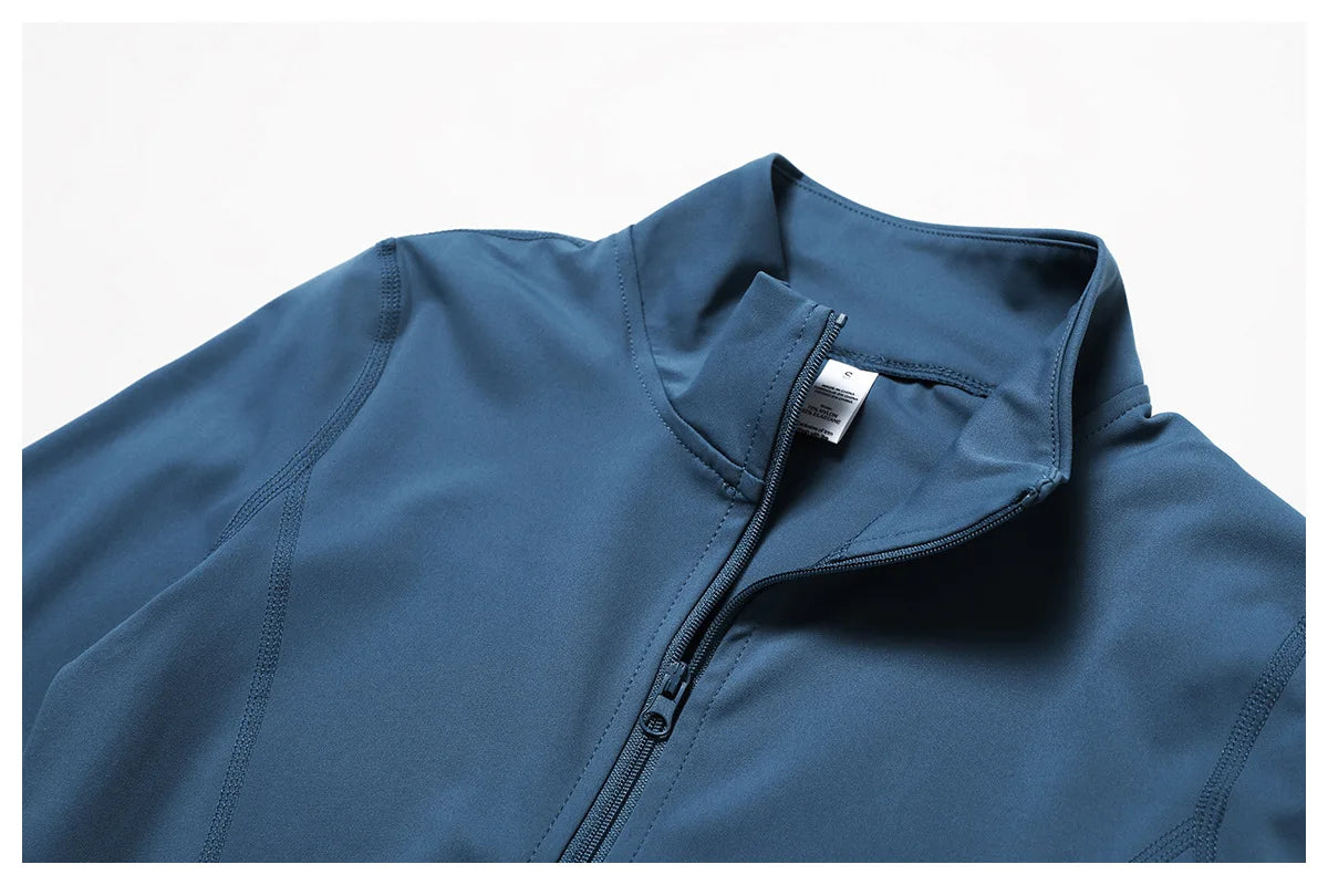 Chaqueta tipo blusa recortada