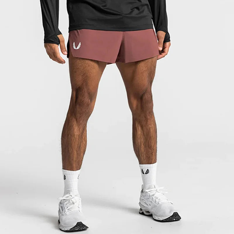 Este é o Short Masculino de Treino com Tecnologia de Secagem Rápida. Combine conforto e praticidade com esta peça que possui tecnologia de secagem rápida, mantendo você seco e fresco durante os treinos. Seu design moderno e leve permite maior mobilidade e liberdade nos movimentos.
