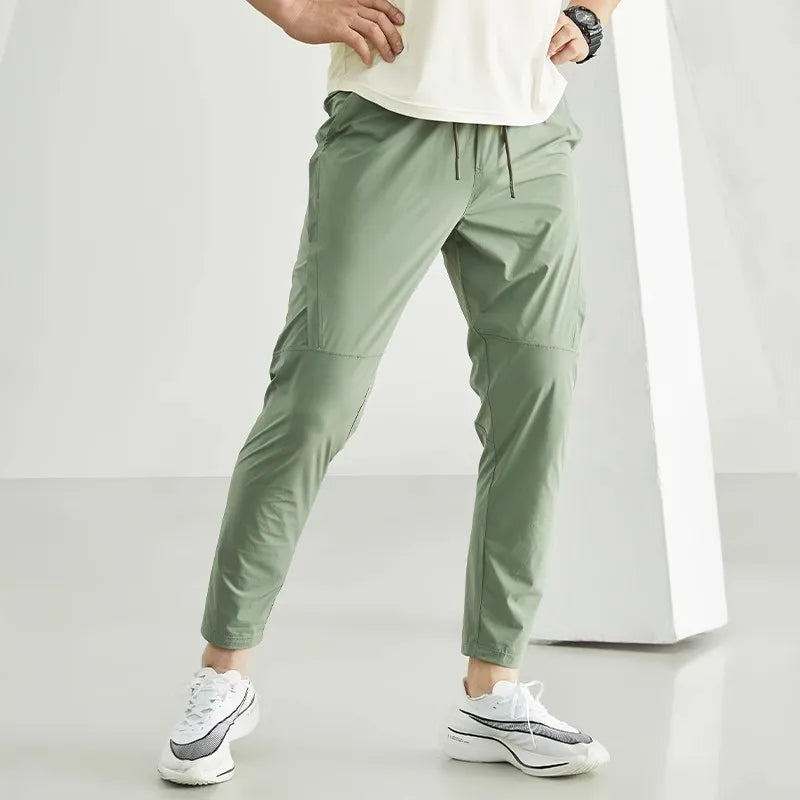 A Calça Masculina Premium com Secagem Rápida é perfeita para homens modernos e ativos. Com tecnologia de secagem rápida, ela proporciona conforto e praticidade durante as atividades do dia a dia. Feita com material de alta qualidade, garante durabilidade e estilo. Garanta já a sua e aproveite todos os benefícios que essa calça oferece