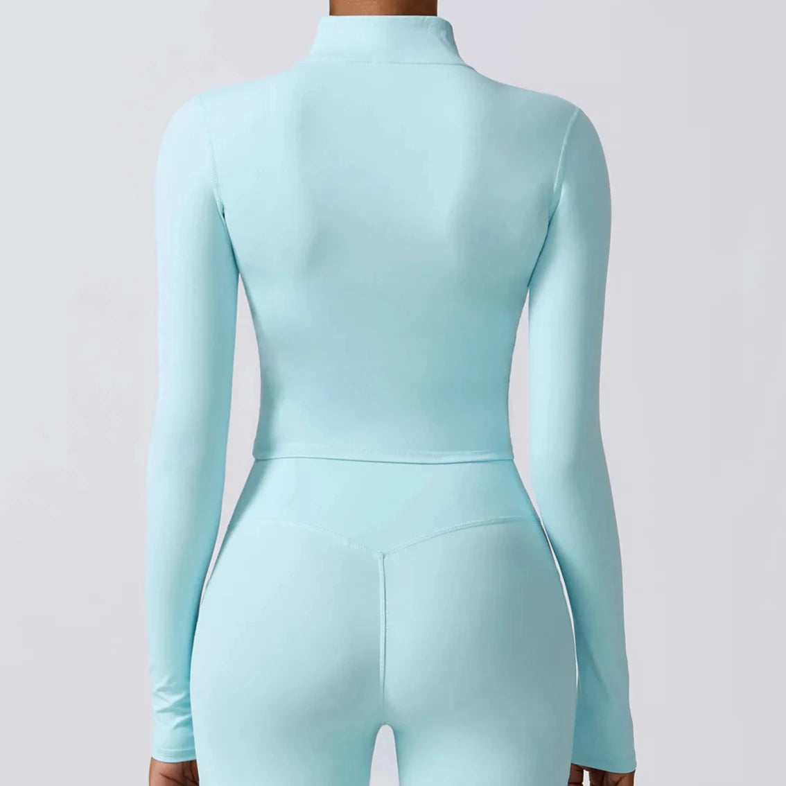 Chaqueta tipo blusa recortada